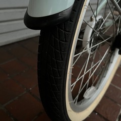 中古自転車　子供用自転車　美品　20インチ  カギ、ライト付きの画像