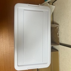 収納ボックスの画像