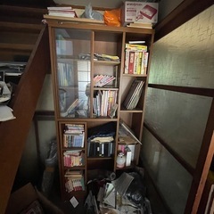 ミシン　編み機　本棚　処分します！格安引き取り可‼︎の画像