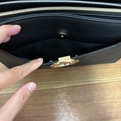 ショルダーバッグブラックの画像