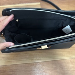 ショルダーバッグブラックの画像