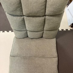 ニトリ　リクライニング座椅子　ネコクッションカバー付きの画像