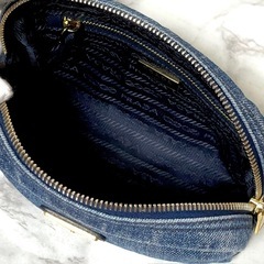 【美品】PRADA プラダ デニム ポーチ 三角ロゴ 化粧ポーチ 小物入れ の画像