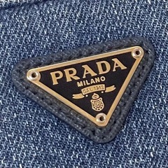 【美品】PRADA プラダ デニム ポーチ 三角ロゴ 化粧ポーチ 小物入れ の画像