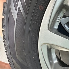 スタッドレスタイヤの画像
