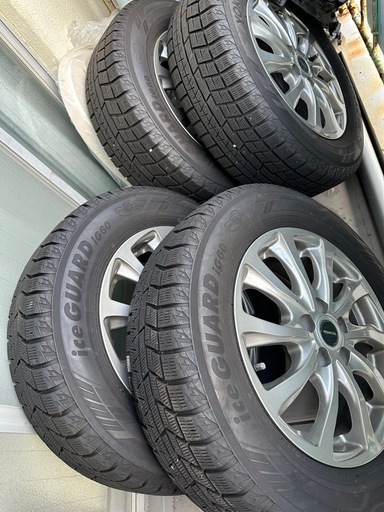 スタッドレスタイヤ