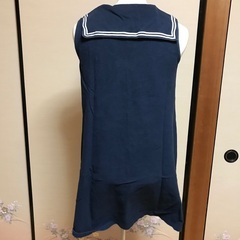 ポンポネット　L  濃紺　ワンピースの画像