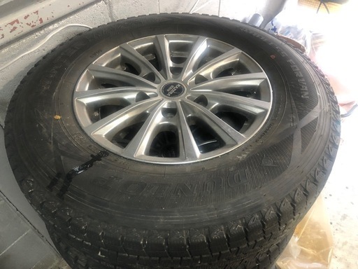 4本の雪ホイルタイヤセット