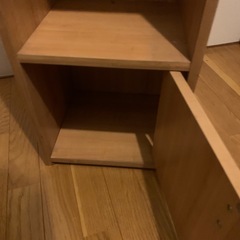 電話台、花瓶台、テレビ台など、物入れの画像