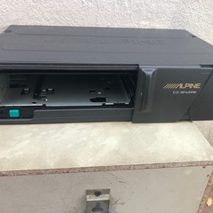 ALPINE 古い CD オーディオ、チェンジャー（動作未確認、ジャンク） の画像