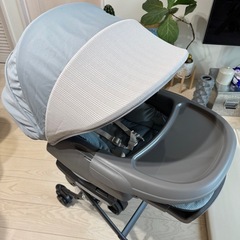 コンビ　電動ハイローチェアの画像