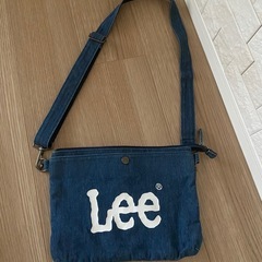 Leeのショルダーバッグ
の画像