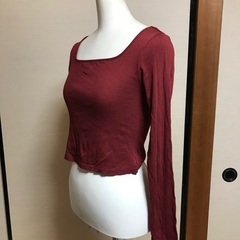 GU エンジ　カットソー　長袖の画像