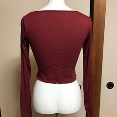 GU エンジ　カットソー　長袖の画像