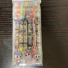 69🐰LABUBUラブブ。1つ¥550
の画像