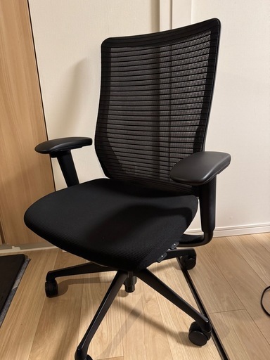 「オカムラ」コーラルメッシュ (choral)ハイバックオフィス　在宅ワークチェアー