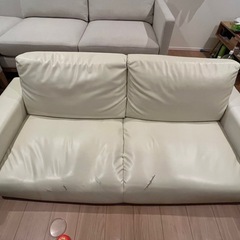 ローソファー(お届けすることも可能)の画像