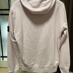 ⭐️新品未使用⭐️ストーンアイランド　パーカーの画像
