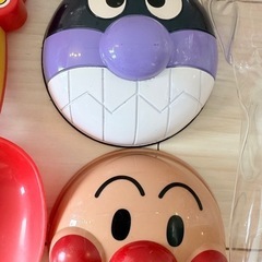 【美品】アンパンマン カラフルおでかけ砂場セットの画像