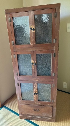アンティーク木製キャビネット 4扉 1引き出し