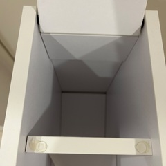 トイレ収納の画像
