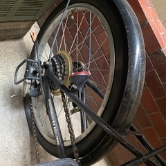 16インチ折りたたみ自転車の画像