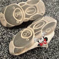 23.ミニーちゃん キッズスニーカー18cmの画像
