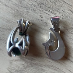 シルバーアクセサリーヘッドの画像