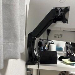 モニターアーム+モニター2個の画像
