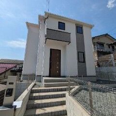 🏡築浅物件　駐車場3台可能　4LDK戸建て住宅　南区野多目🏡