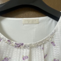 PatternFionaの袖リボンブラウスです☺️の画像