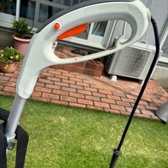 電動芝刈り機の画像
