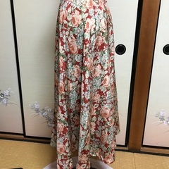 M フレアスカートの画像