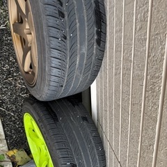 ヴァリノGV330 18インチ　2本　バリ溝タイヤ付きの画像