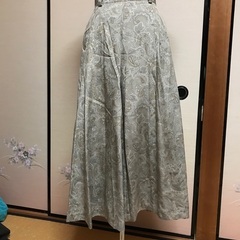 ロングフレアスカートの画像