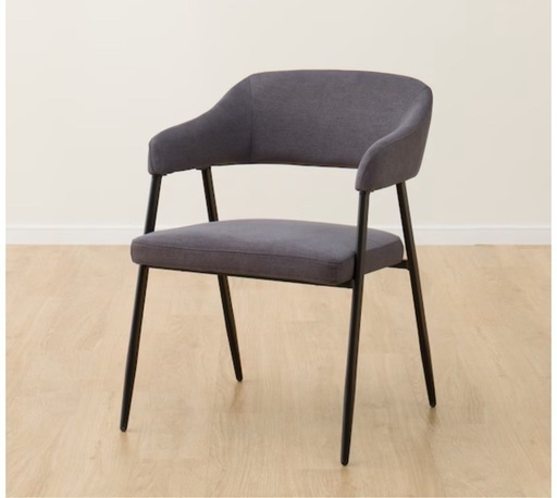 ほぼ新品最終値下げ価格ニトリのチェア　一脚定価15000円　４脚