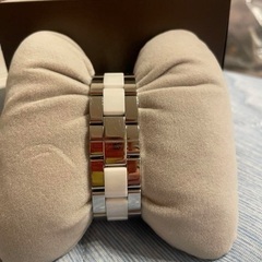 GUCCI クロノグラフ腕時計 ホワイト/グレーの画像