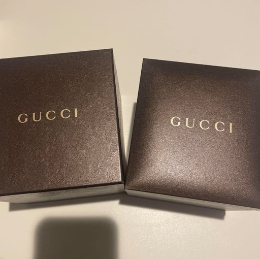 GUCCI クロノグラフ腕時計 ホワイト/グレー