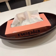 木のお皿の画像