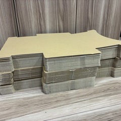 【未使用】ネコポス対応 A4 ダンボール箱 150枚（305×220×25mm）の画像