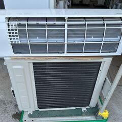【動作保証あり】DAIKIN ダイキン 2023年 2.2kw 6畳用 冷暖房 ルームエアコン AJT223ANS【管理KR614】の画像