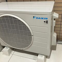 【完売御礼! (受付終了)】エアコン: ダイキン製　ルームエアコン 6~8畳　冷房2.2kW　2021年製の画像