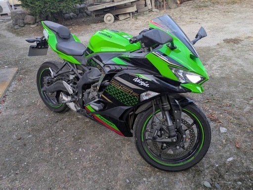 ハイディー様 109717 1/12完成品バイク KAWASAKI Ninja ZX-25R メタリック