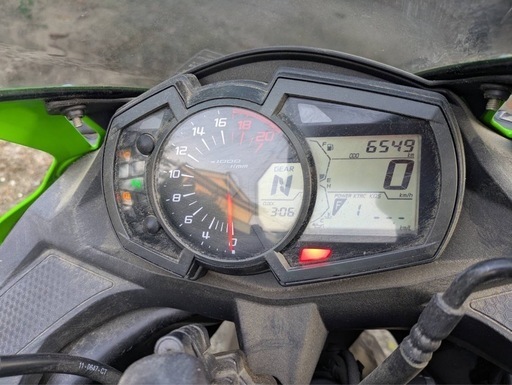 バイク ZX25R