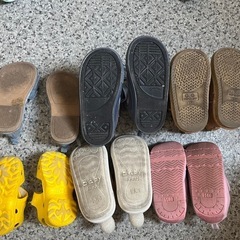 12〜16サイズの靴です　バラ売り🉑の画像