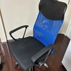 オフィスチェアーの画像