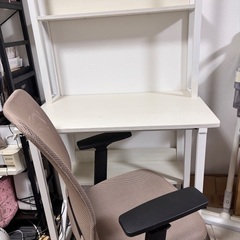早い者勝ち【美品】デスクのみの画像