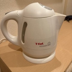 ティファール電気ケトル1Lの画像