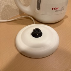 ティファール電気ケトル1Lの画像
