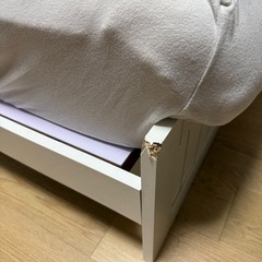 使用期間約1年シングルベッド マットレス、ニトリ極暖カバー付き(使用感あり)の画像